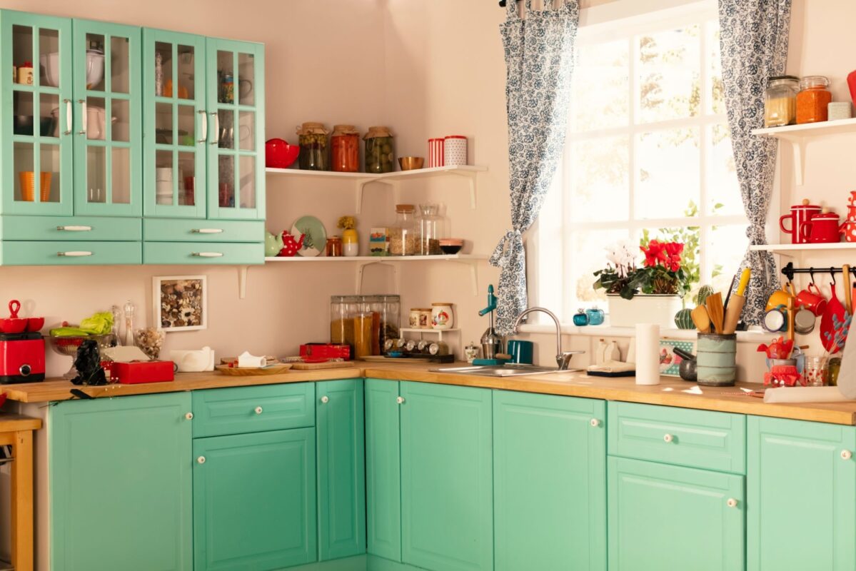 9 New Ways to Decorate Above Your Kitchen Cabinets 